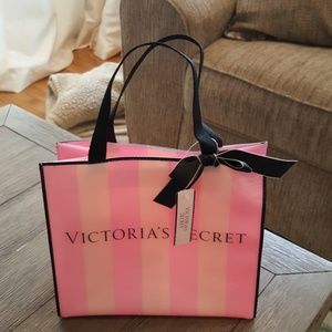 Victoria secret purse NWT